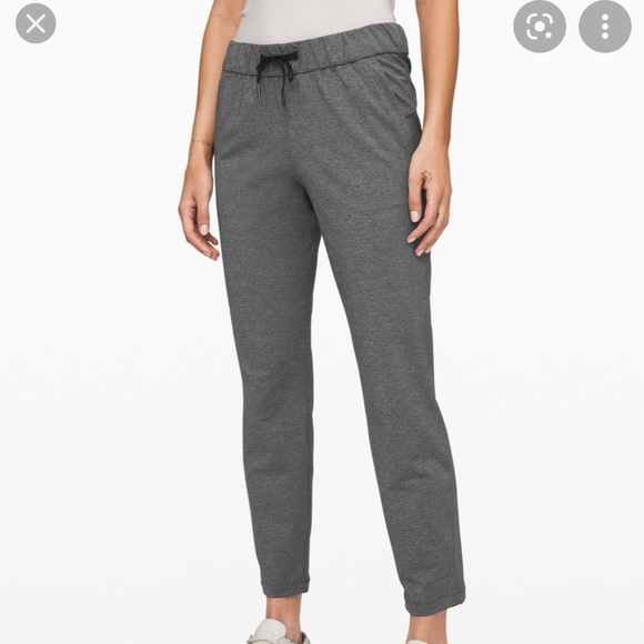 Lululemon gray on the fly pant - Picture 1 of 4